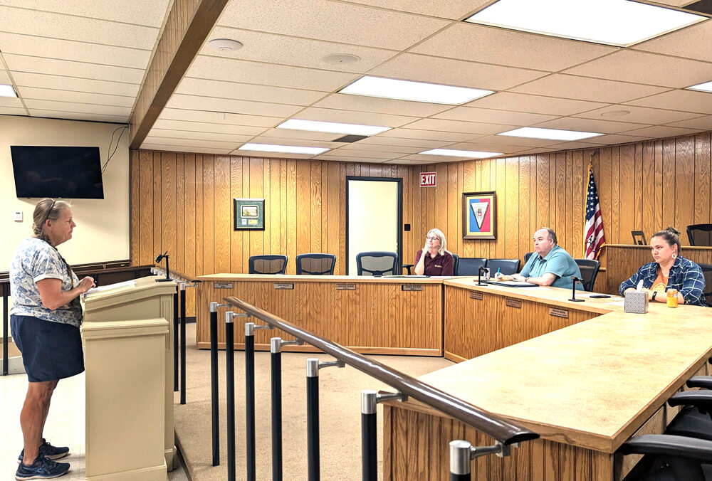 Low turnout, little support, at chicken ordinance meeting - Havre ...